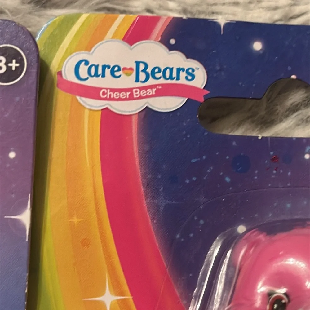 Set‎ of 2 Mini Care Bear Figurines. NWT Share Bear and Cheer